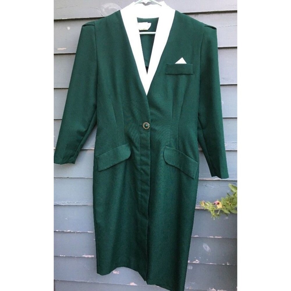 Emerald Green Long Sleeve V-Neck Dress with White Trim
